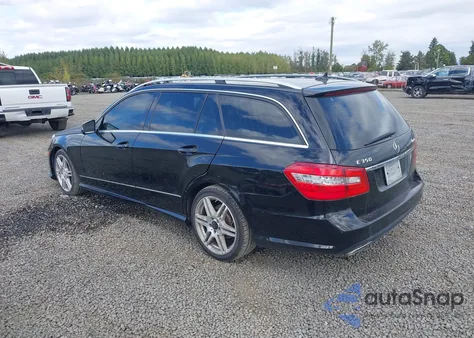 2011 Mercedes-Benz E 350 4Matic z USA, uszkodzony, nr VIN WDDHH8HB8BA219906